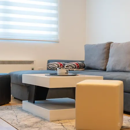 Vm Apartment *